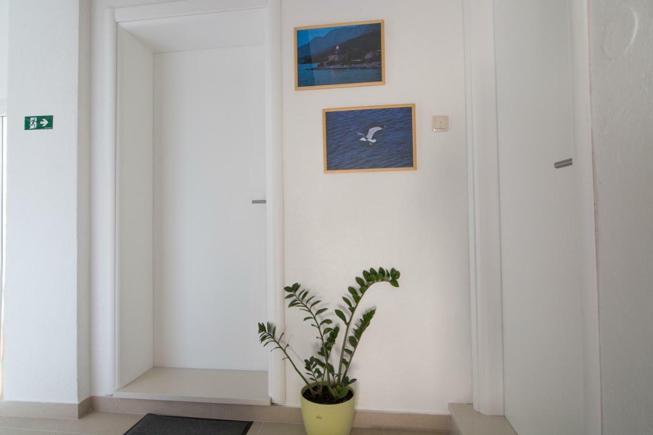 Apartments Smokva Makarska Exterior foto